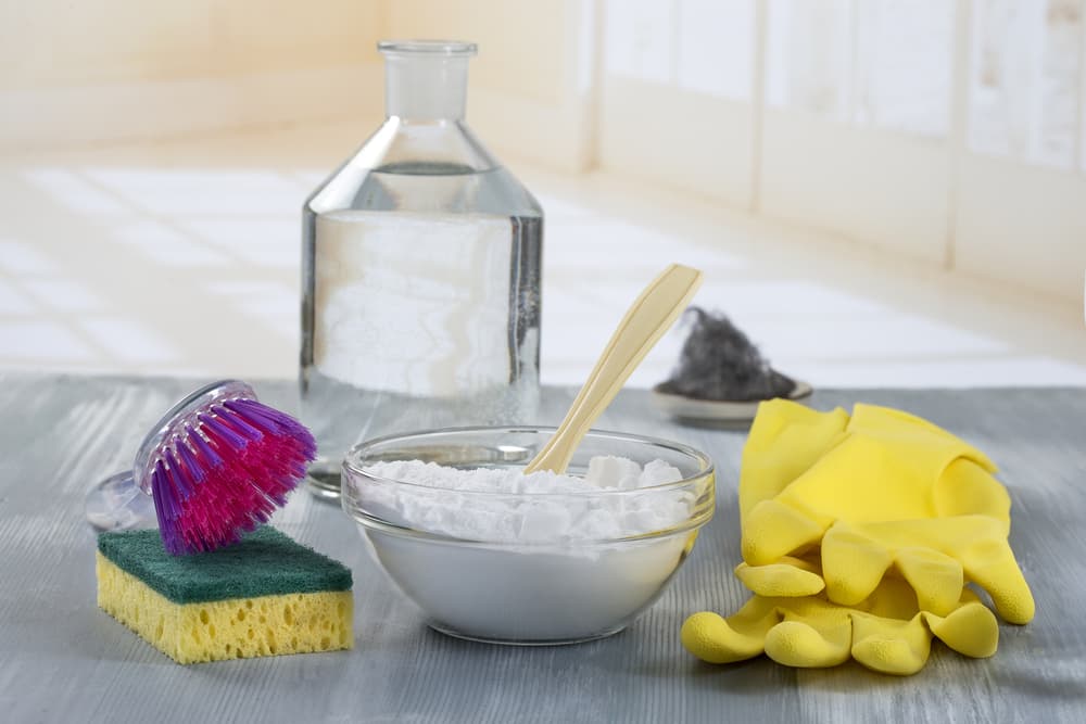 Is baking soda good for cleaning